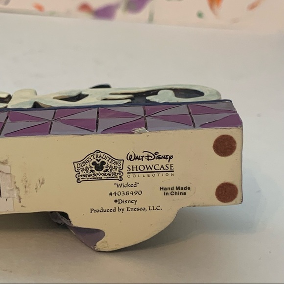 Walt Disney Showcase collection Wicked Maleficent
Enesco - Picture 7 of 7